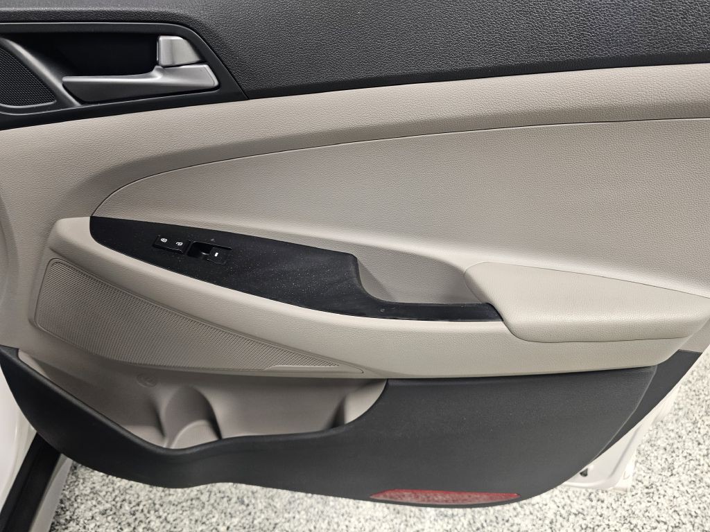2017 Hyundai Tucson Image 14