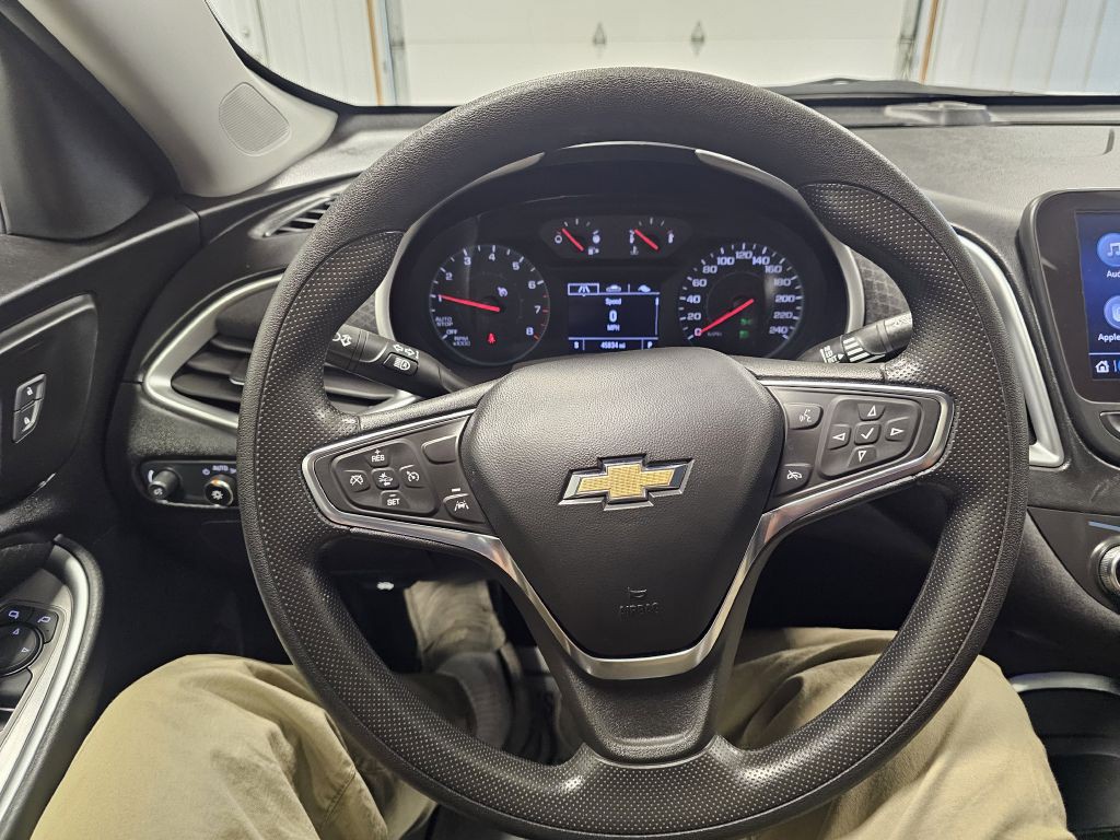 2024 Chevrolet Malibu Image 17