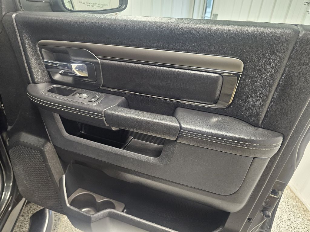 2017 RAM 1500 Image 15