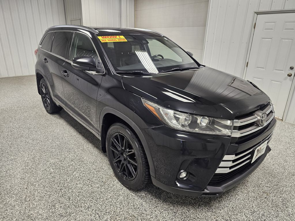 2019 Toyota Highlander Image 2