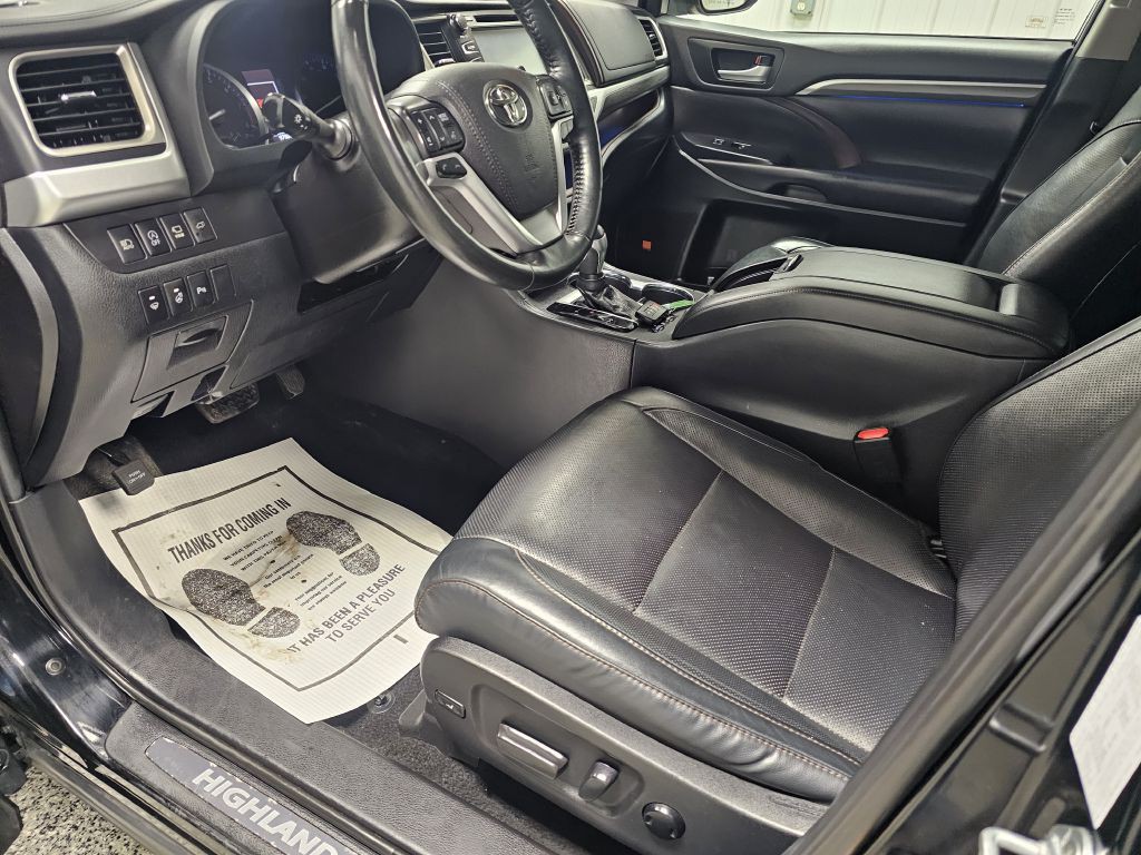 2019 Toyota Highlander Image 10
