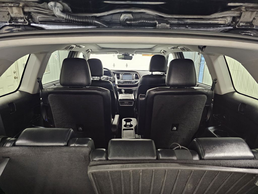 2019 Toyota Highlander Image 14