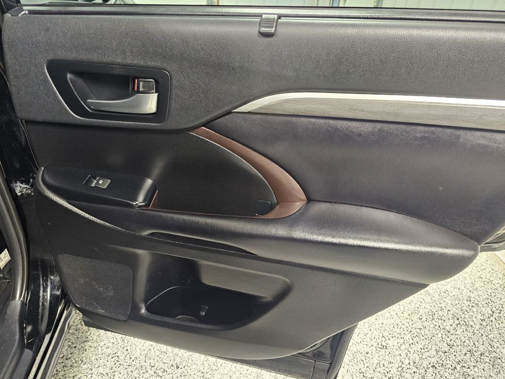 2019 Toyota Highlander Image 15