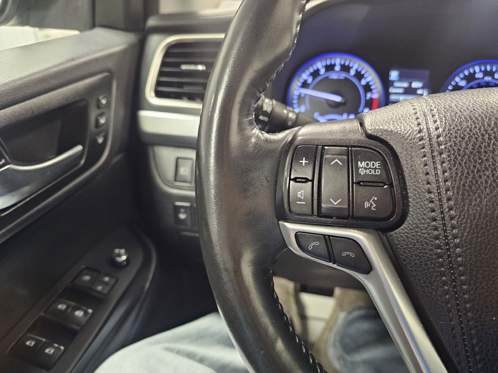 2019 Toyota Highlander Image 20