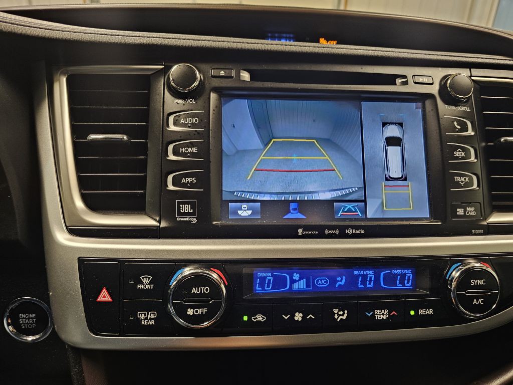 2019 Toyota Highlander Image 24