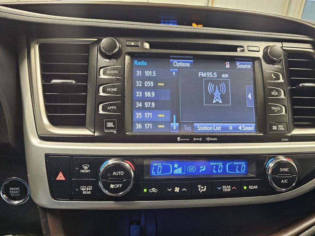 2019 Toyota Highlander Image 25