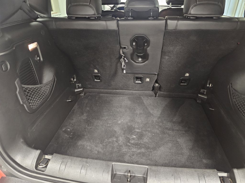 2016 Jeep Renegade Image 12