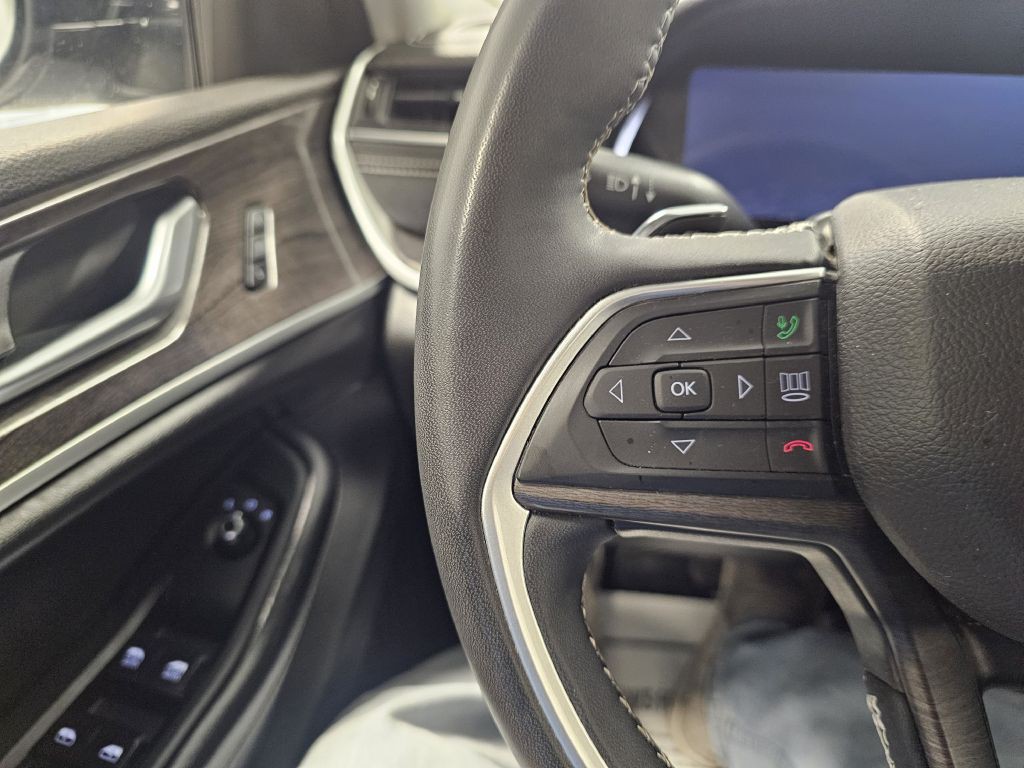 2023 Jeep Grand Cherokee Image 20
