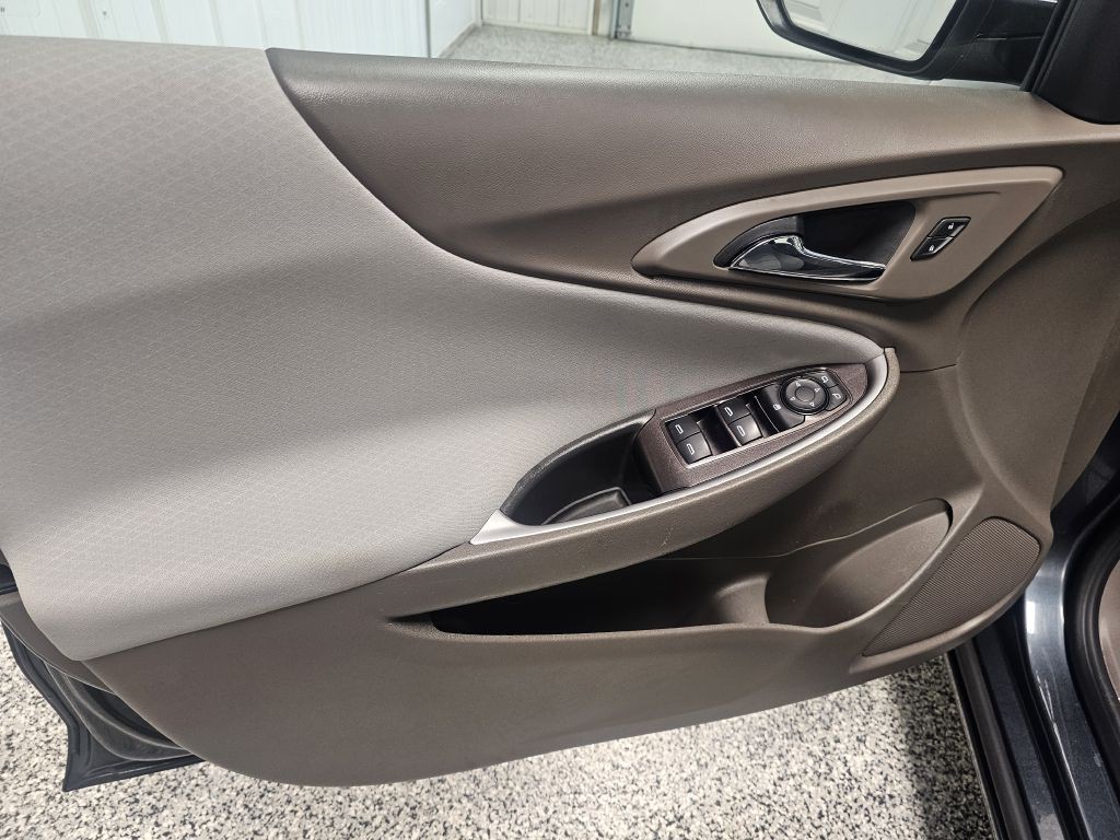 2021 Chevrolet Malibu Image 8