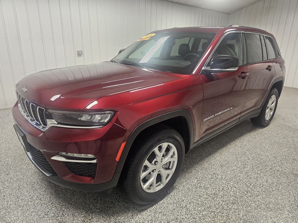 2024 Jeep Grand Cherokee Image 1