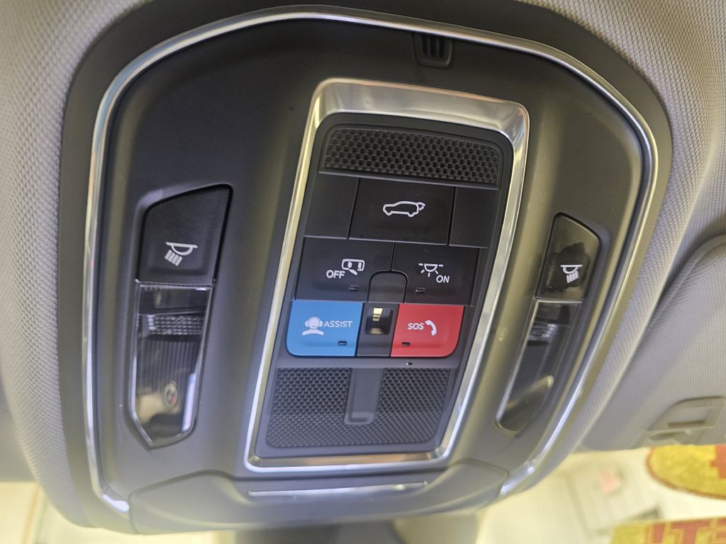 2024 Jeep Grand Cherokee Image 21