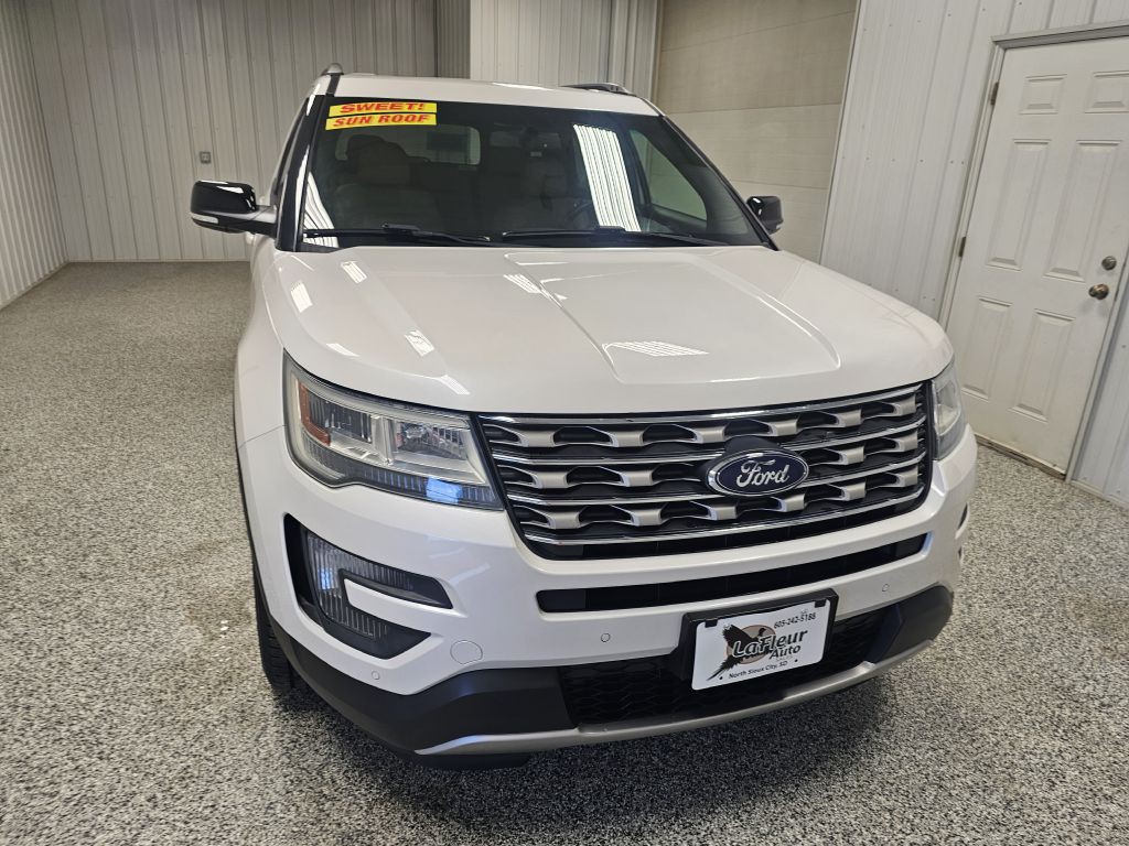 2016 Ford Explorer Image 3