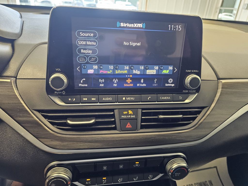 2025 Nissan Altima Image 22