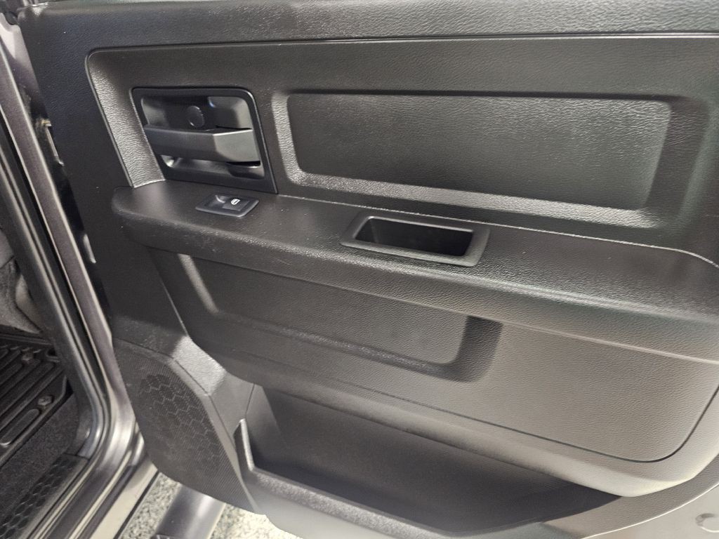 2019 RAM 1500 Image 12