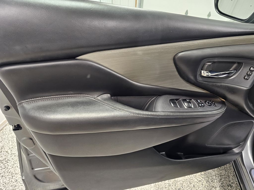 2018 Nissan Murano Image 10