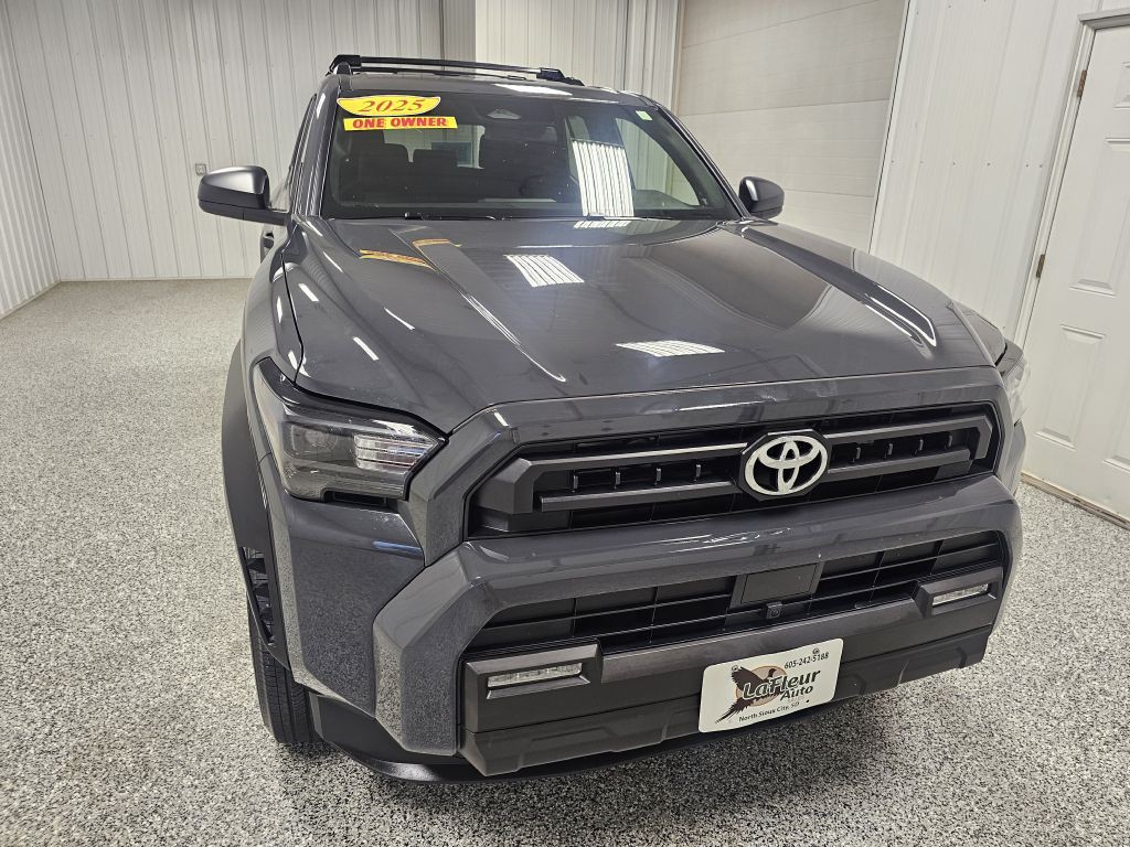 2025 Toyota 4Runner Image 3