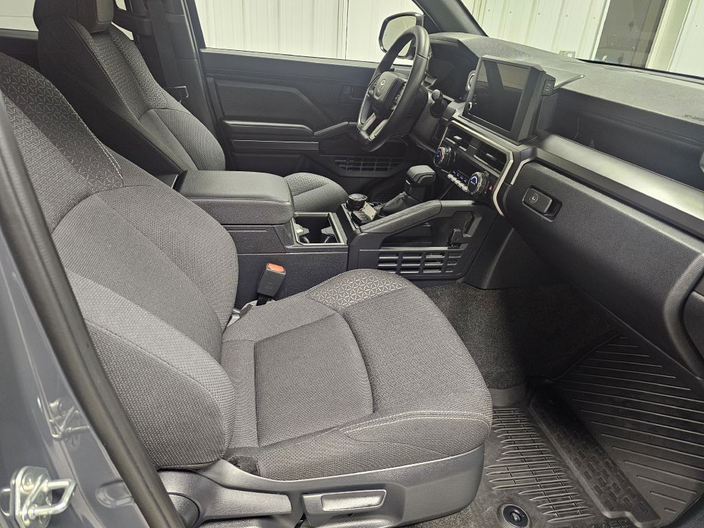 2025 Toyota 4Runner Image 16
