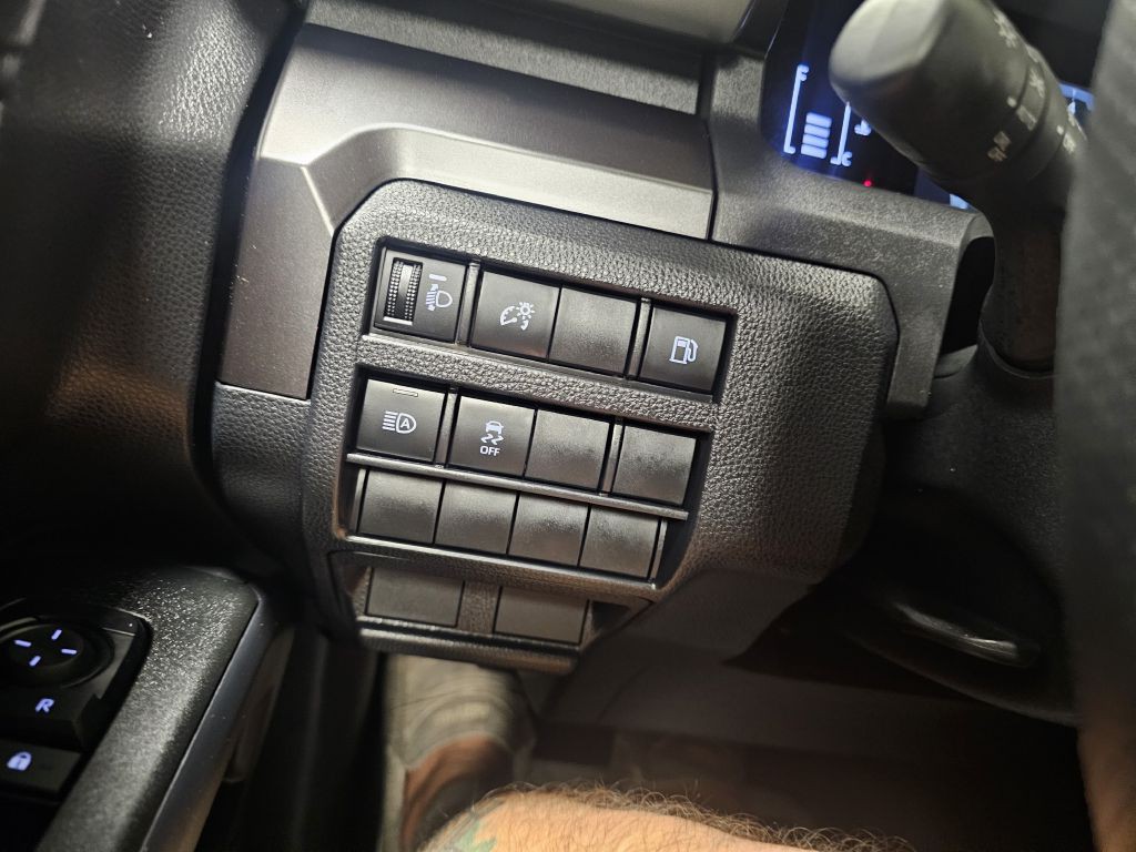2025 Toyota 4Runner Image 17