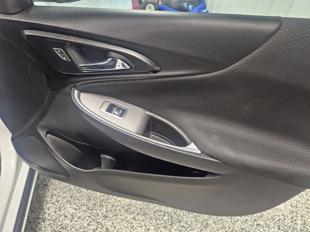 2021 Chevrolet Malibu Image 15