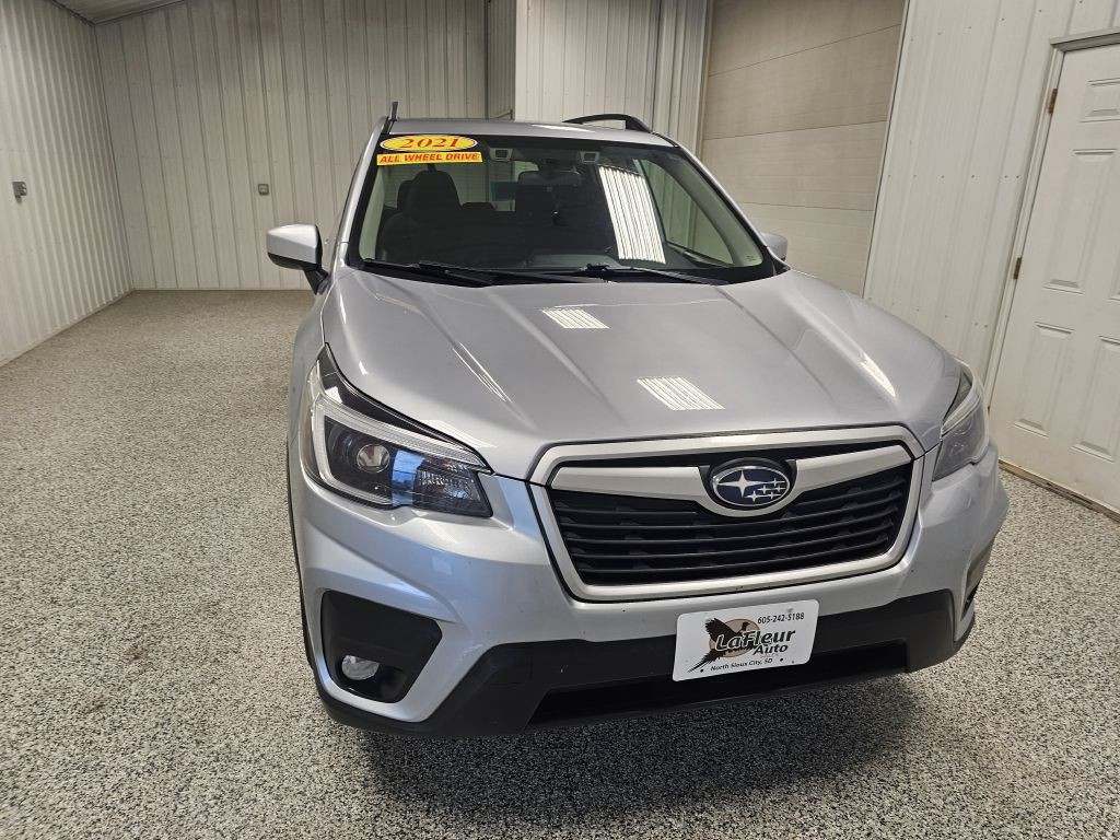 2021 Subaru Forester Image 3