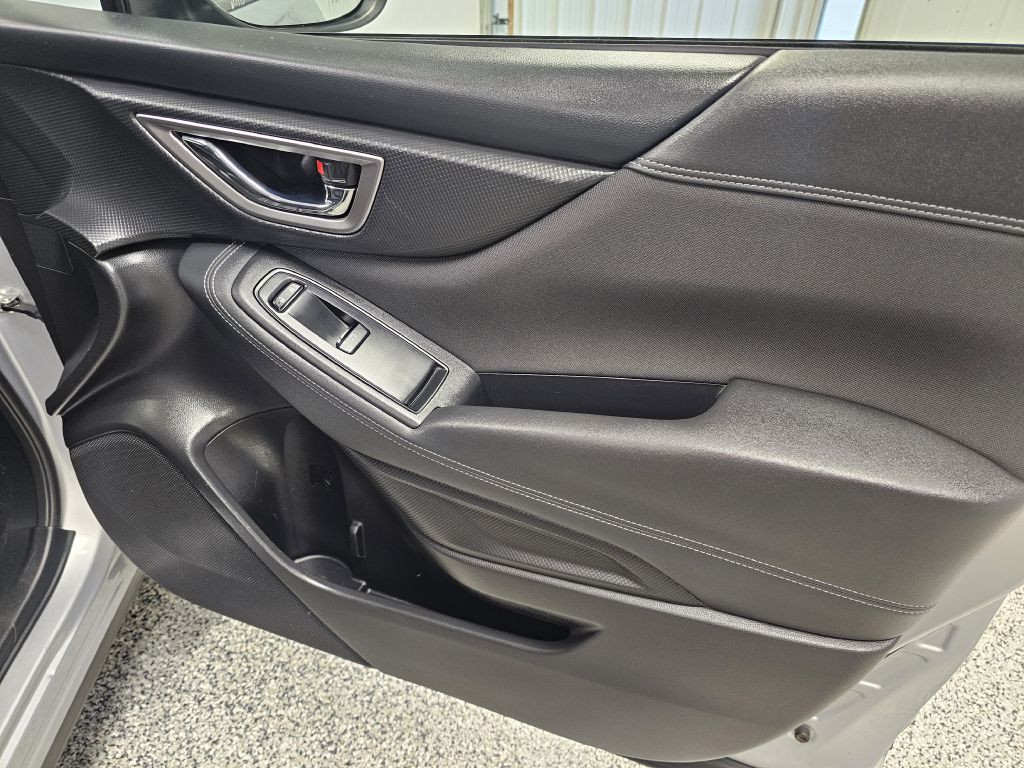 2021 Subaru Forester Image 16