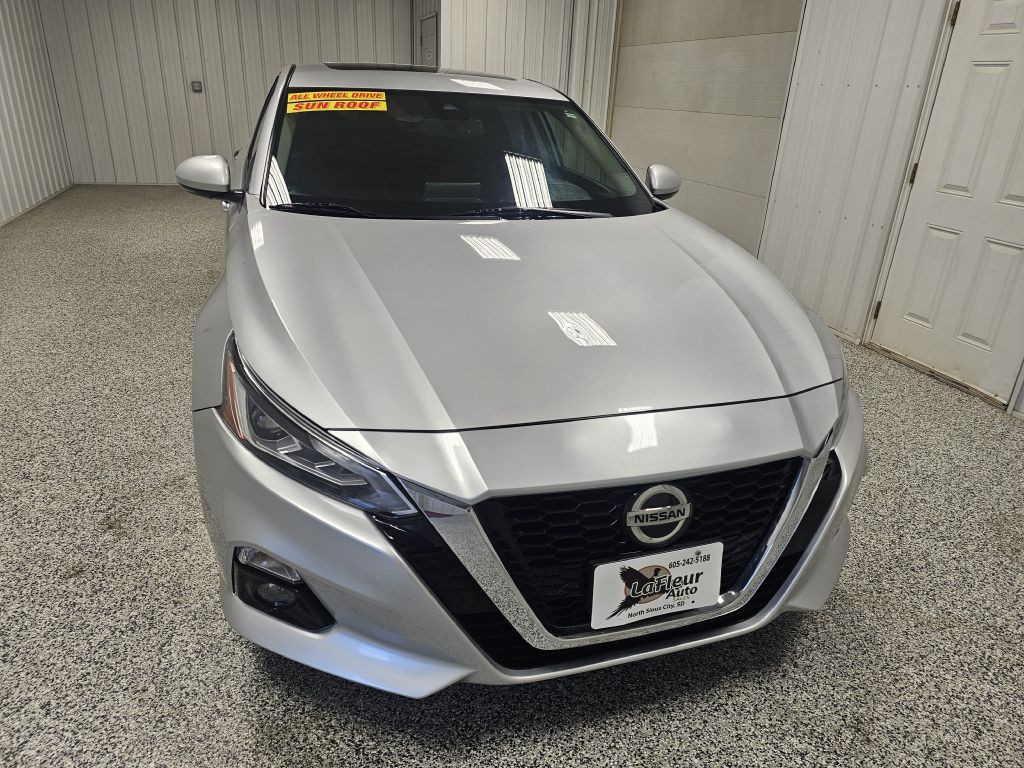 2019 Nissan Altima Image 3