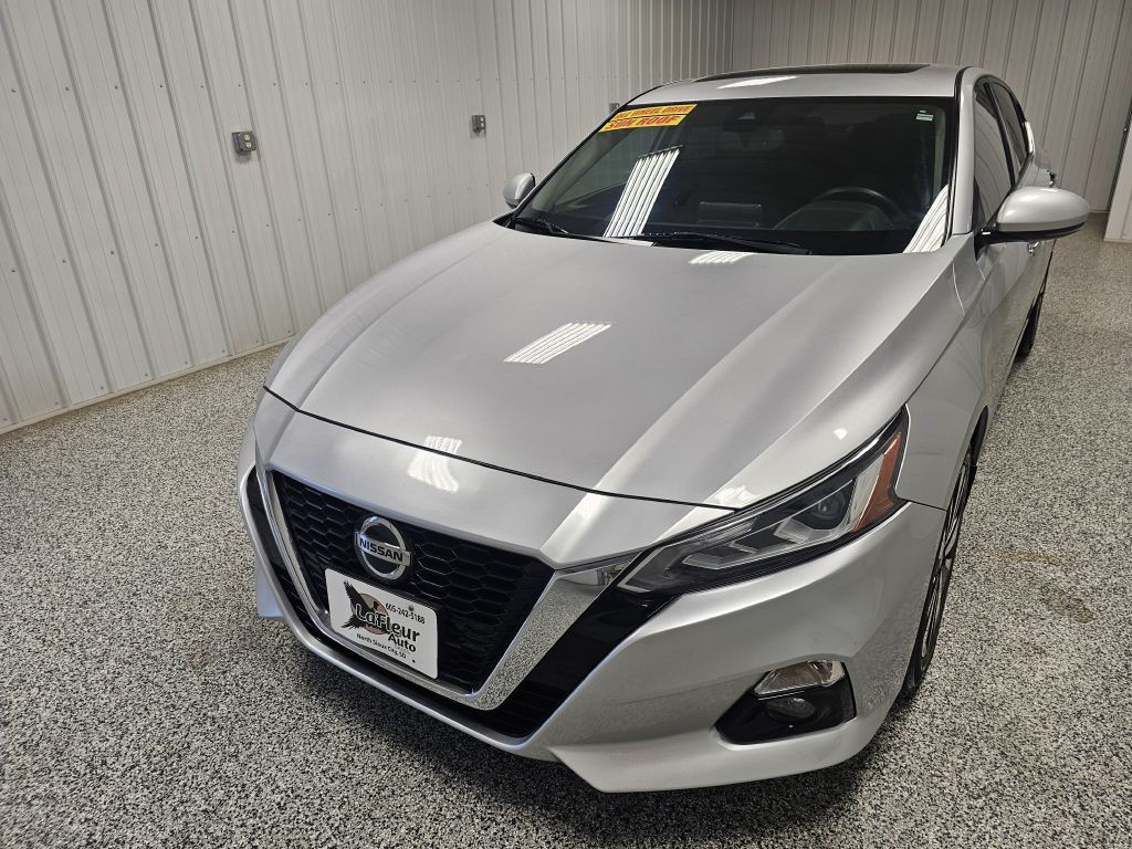 2019 Nissan Altima Image 4