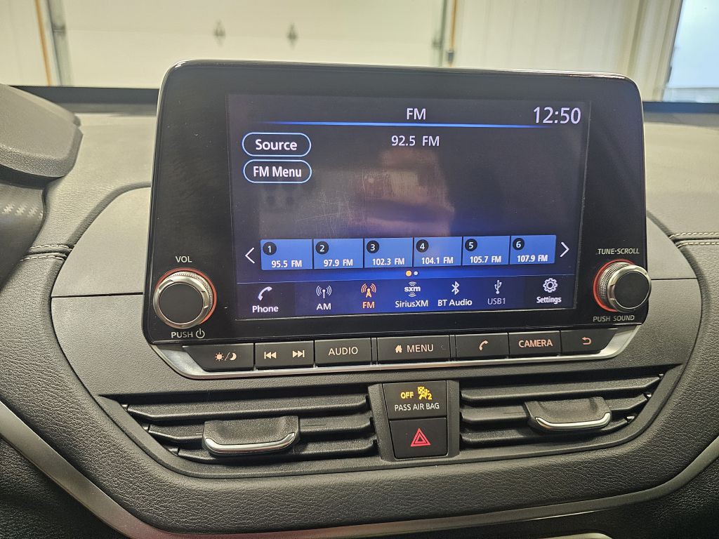 2019 Nissan Altima Image 23