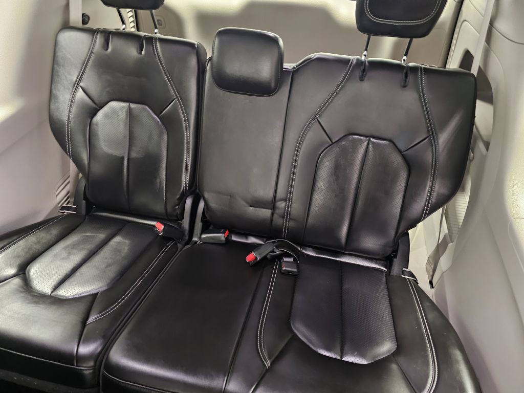2023 Chrysler Pacifica Image 11