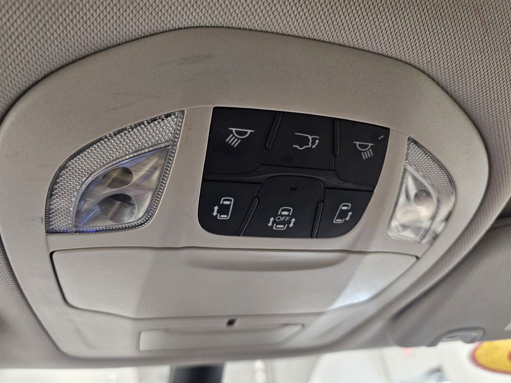 2023 Chrysler Pacifica Image 19