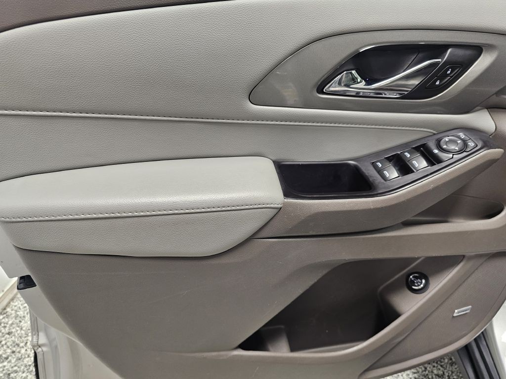 2020 Chevrolet Traverse Image 8