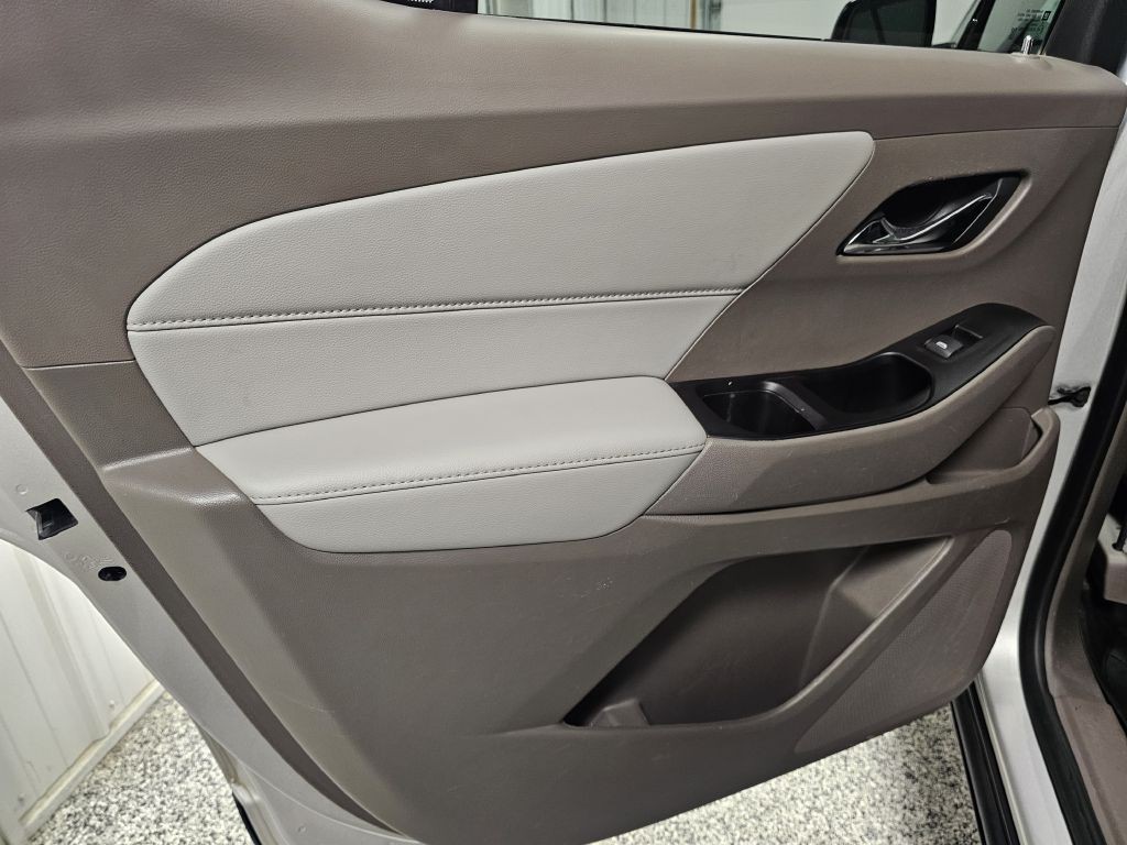 2020 Chevrolet Traverse Image 10