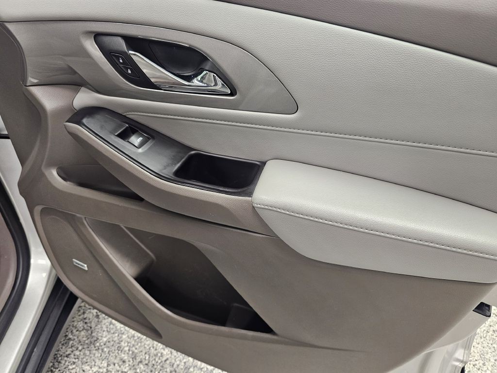 2020 Chevrolet Traverse Image 16