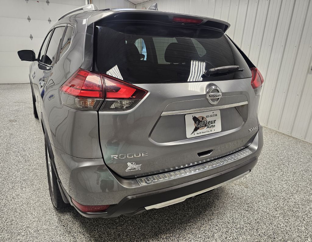 2017 Nissan Rogue Image 5