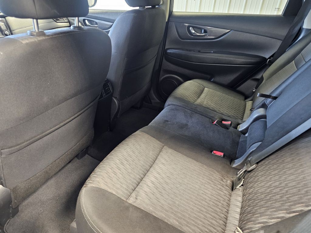 2017 Nissan Rogue Image 11