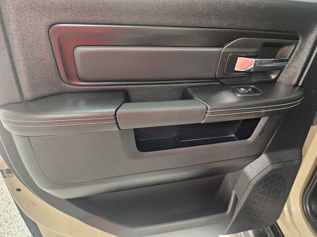 2017 RAM 1500 Image 10