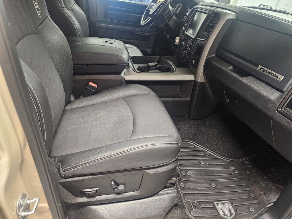 2017 RAM 1500 Image 15