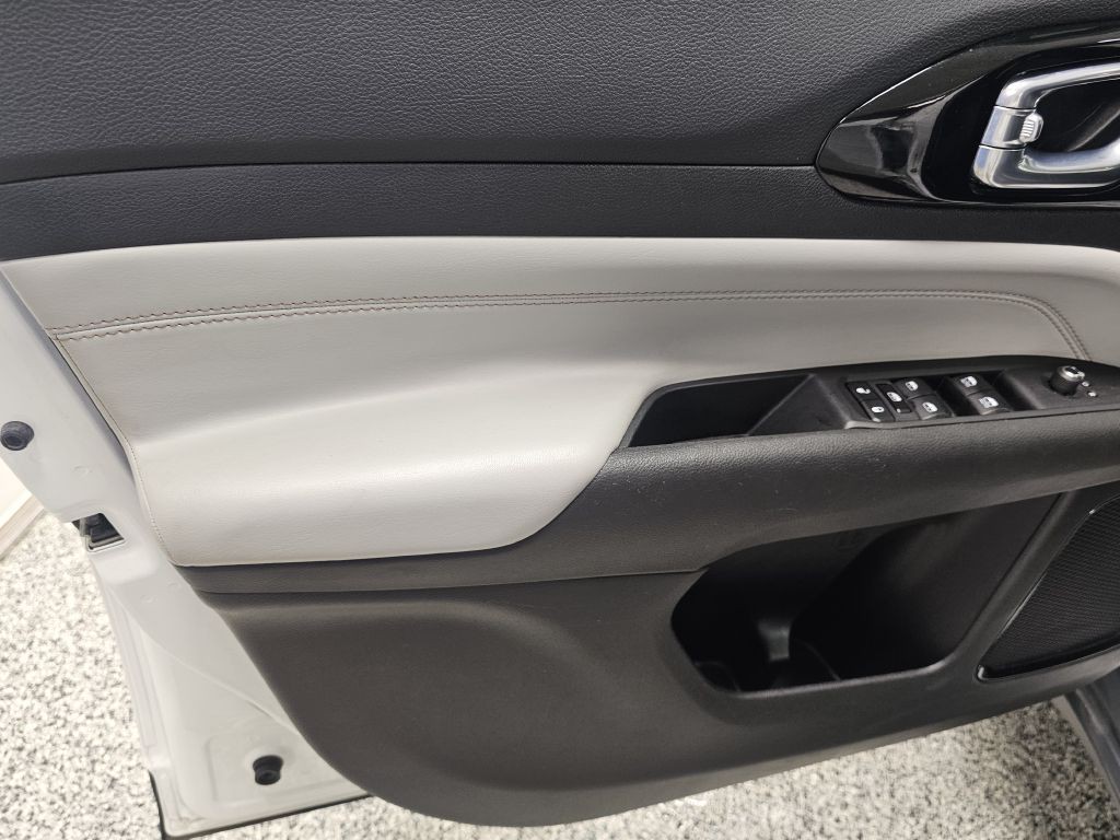 2025 Jeep Compass Image 8