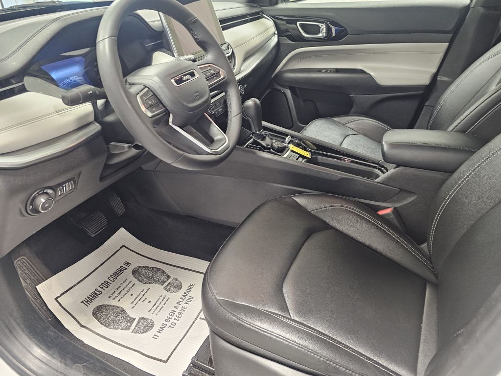 2025 Jeep Compass Image 9
