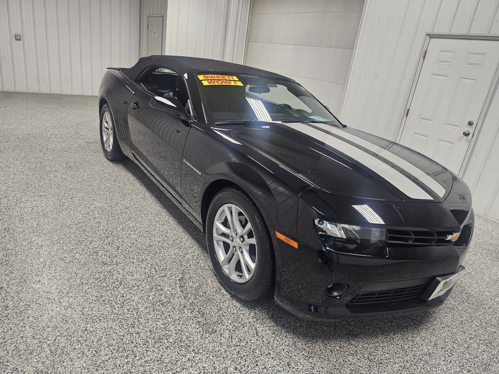 2015 Chevrolet Camaro Image 2
