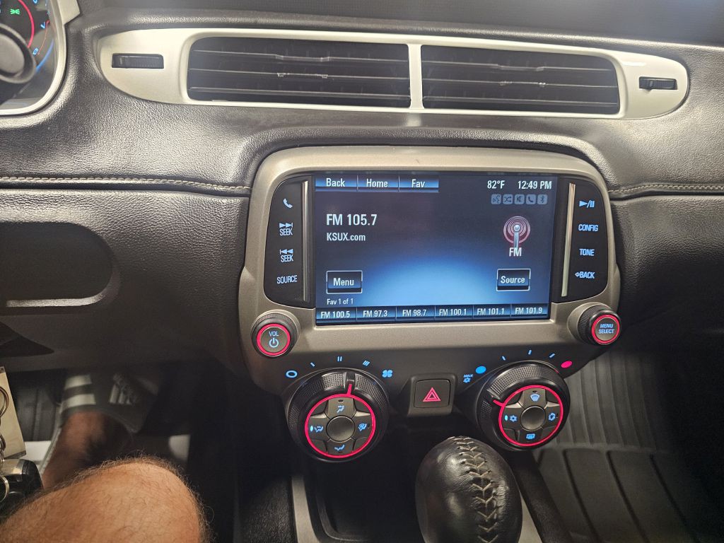 2015 Chevrolet Camaro Image 21