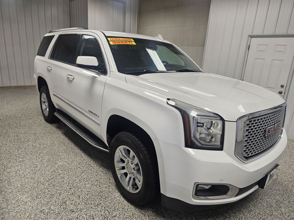 2017 GMC Yukon Image 2