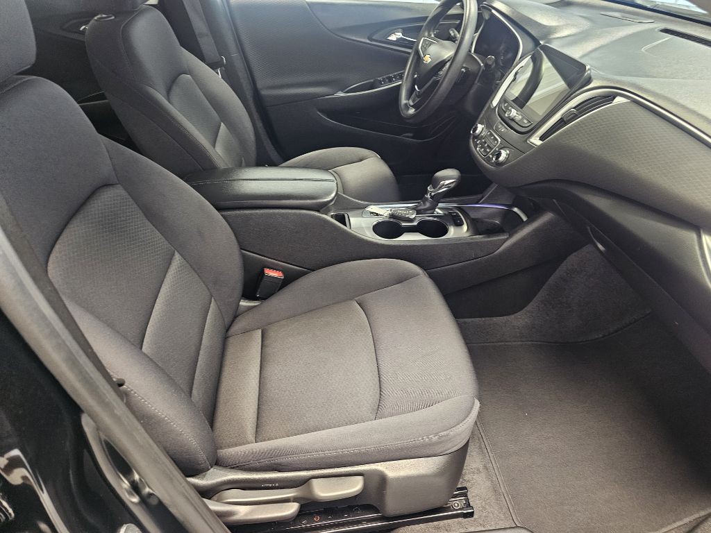 2024 Chevrolet Malibu Image 16