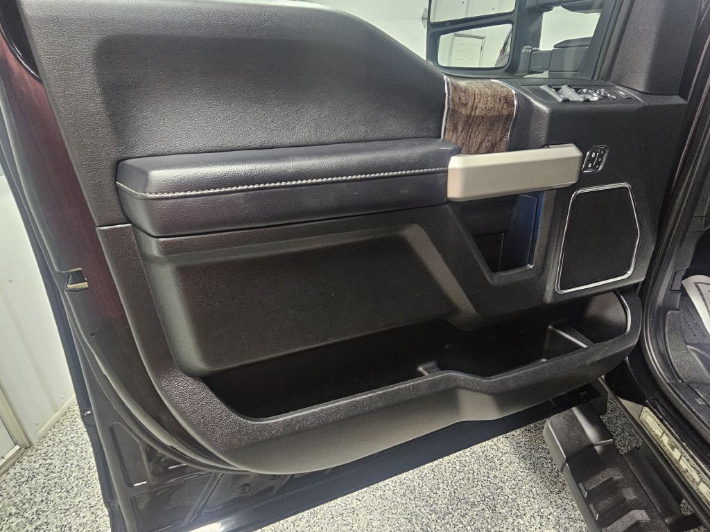 2019 Ford F-350 Image 10