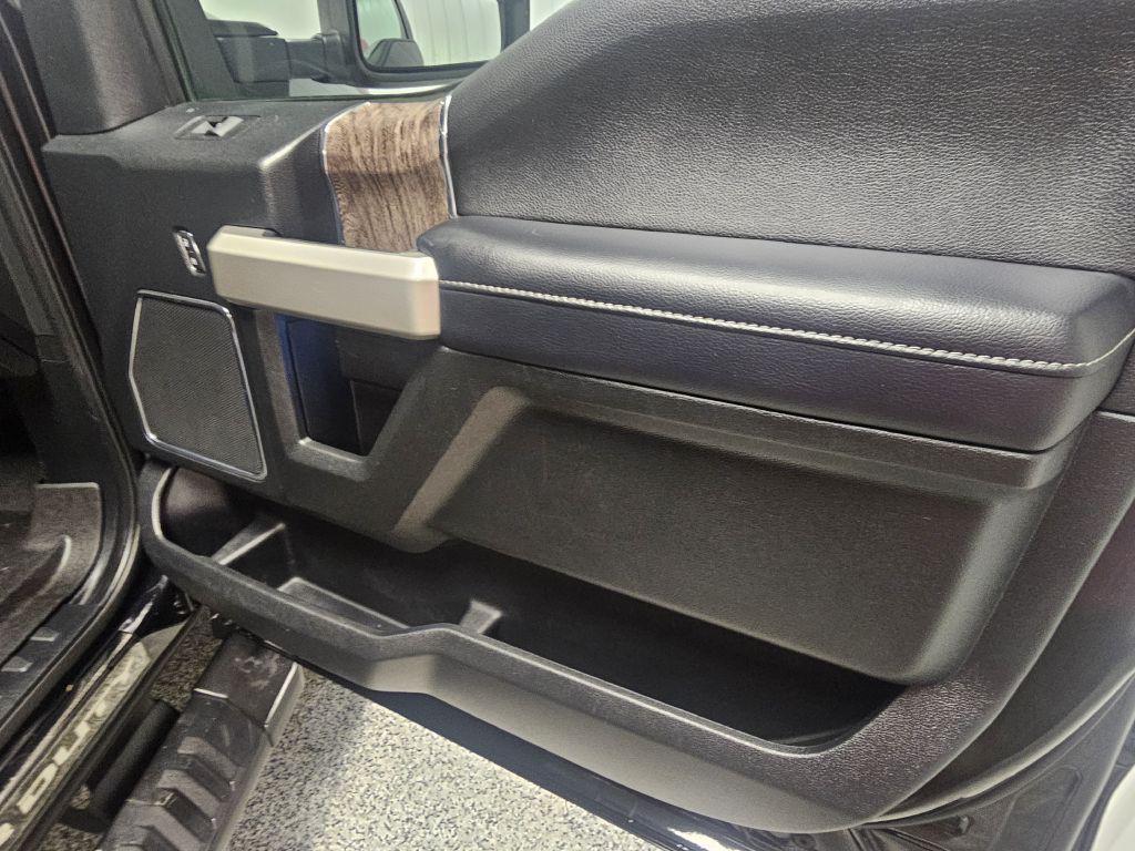 2019 Ford F-350 Image 16