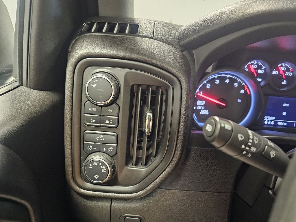 2024 Chevrolet Silverado 1500 Image 16