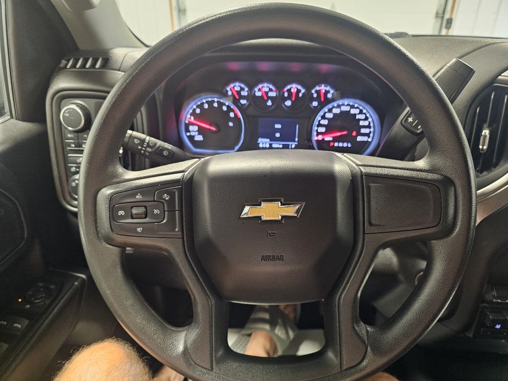 2024 Chevrolet Silverado 1500 Image 17