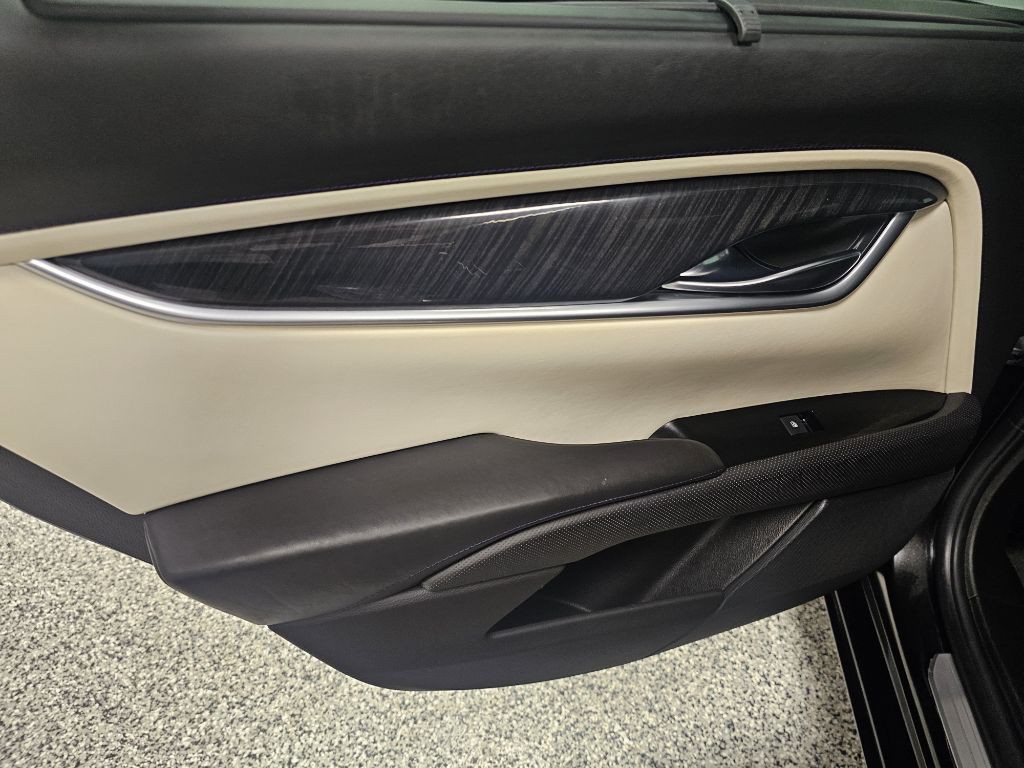 2014 Cadillac XTS Image 11