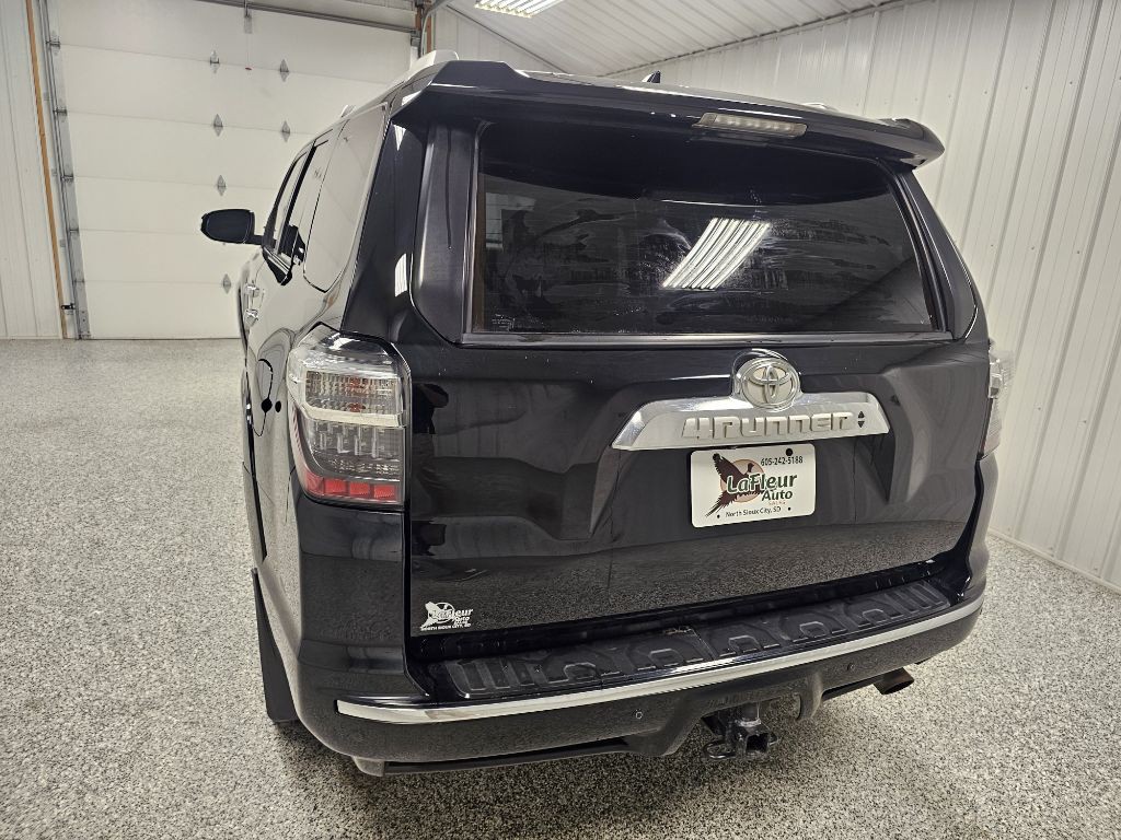 2016 Toyota 4Runner Image 5