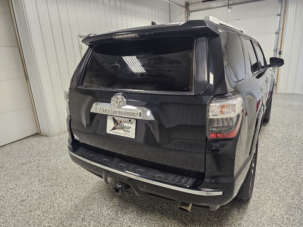 2016 Toyota 4Runner Image 6